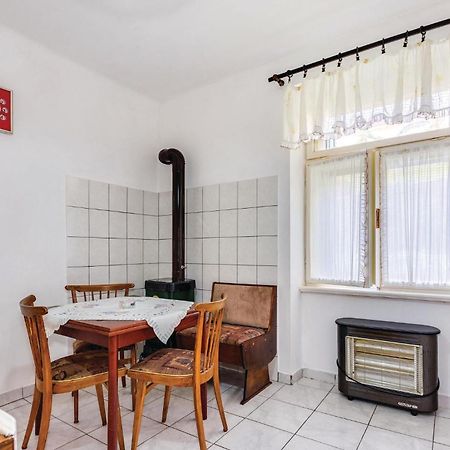 1 Bedroom Beautiful Apartment In Bakar Luaran gambar